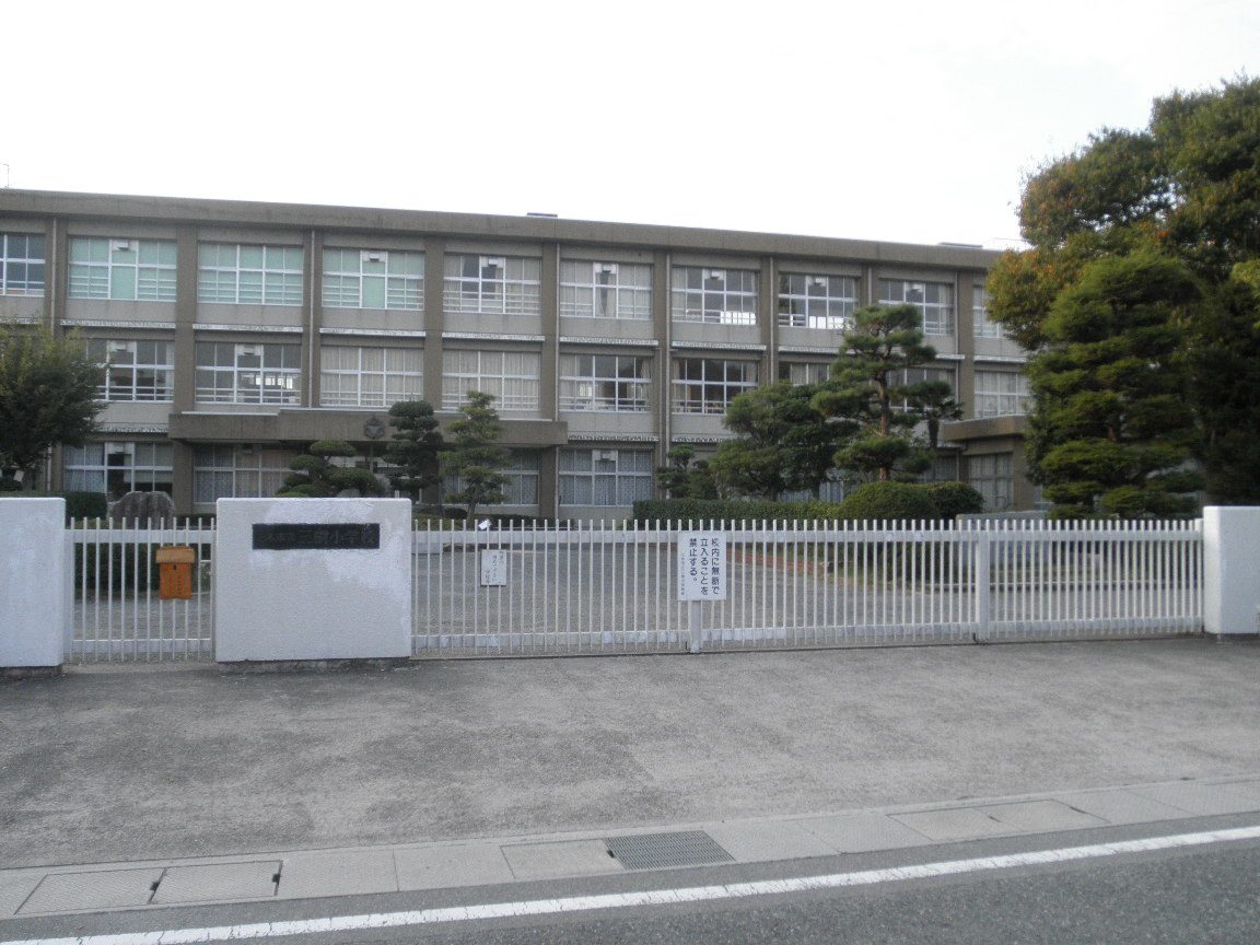 三木市立三樹小学校
