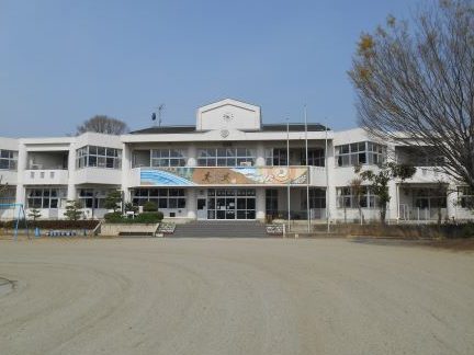 上野原市立島田小学校