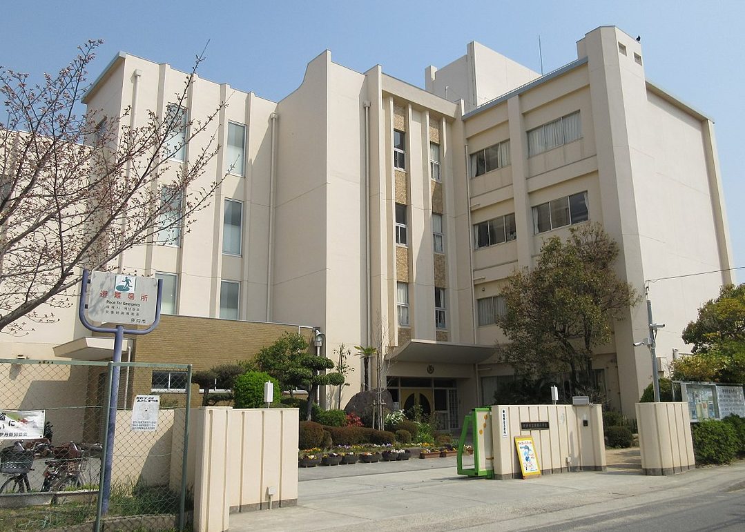 伊丹市立瑞穂小学校