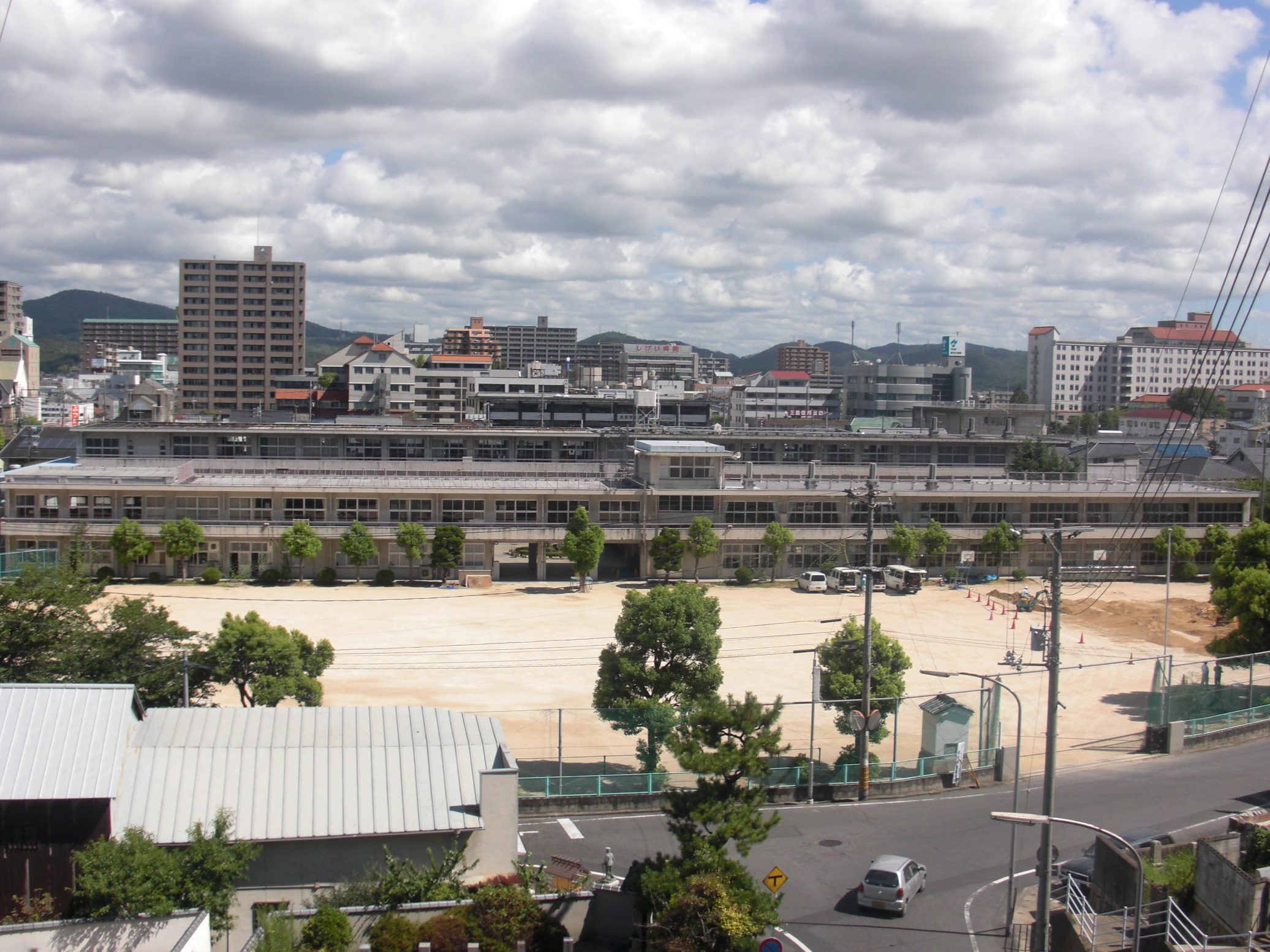 倉敷市立倉敷東小学校