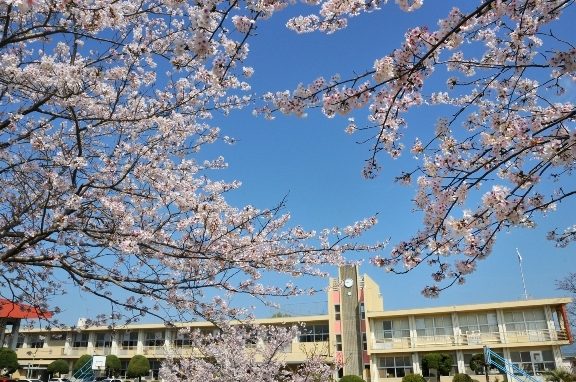 八女市立立花小学校