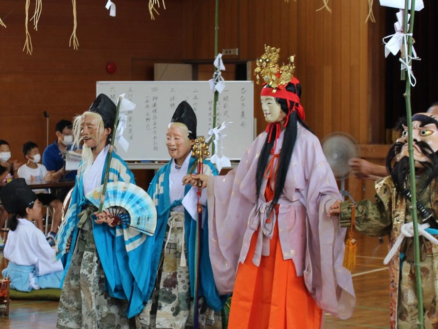 八幡浜市立川上小学校