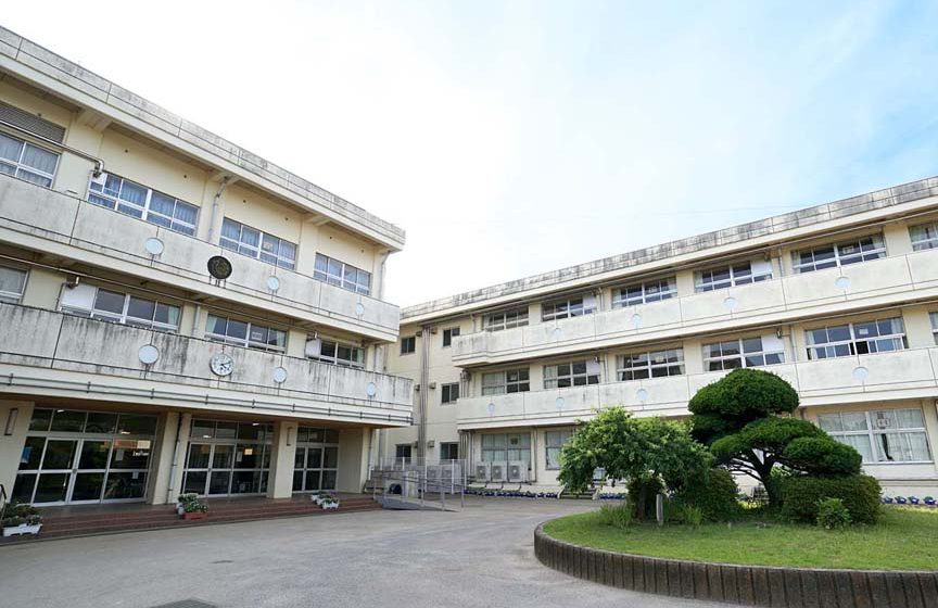 八街市立八街東小学校