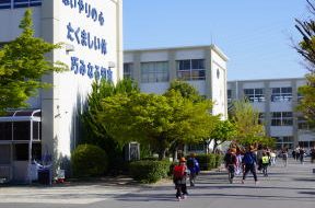 刈谷市立かりがね小学校