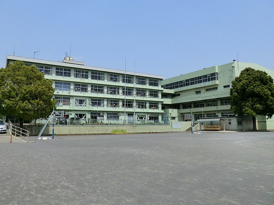 厚木市立清水小学校