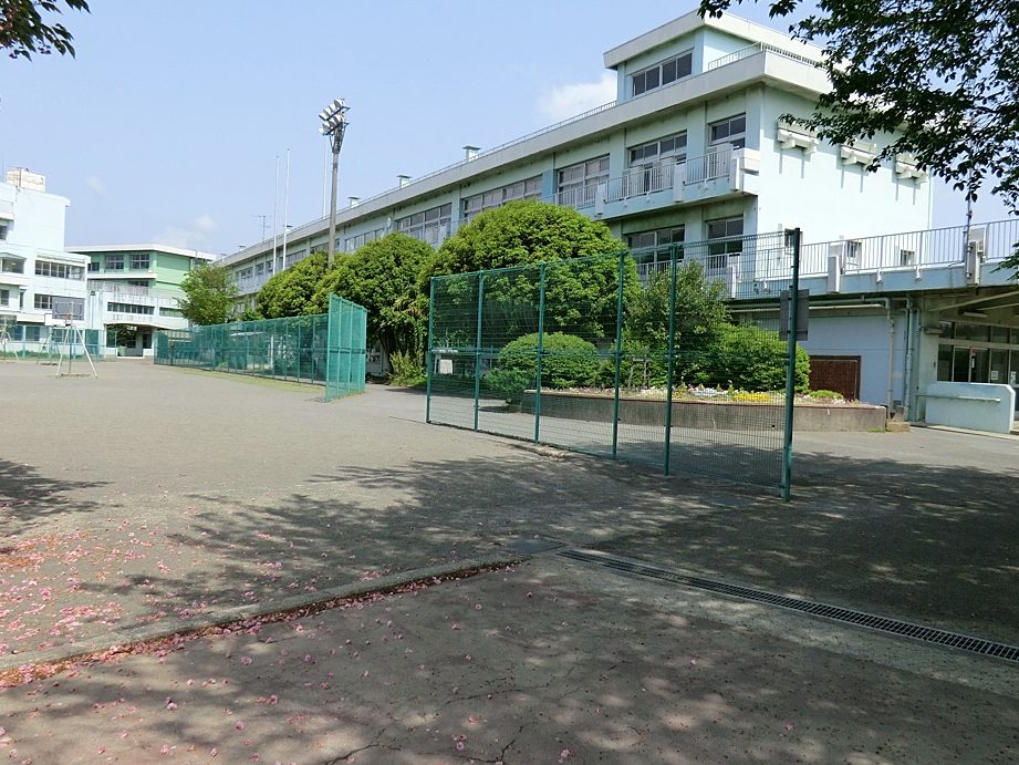厚木市立緑ケ丘小学校