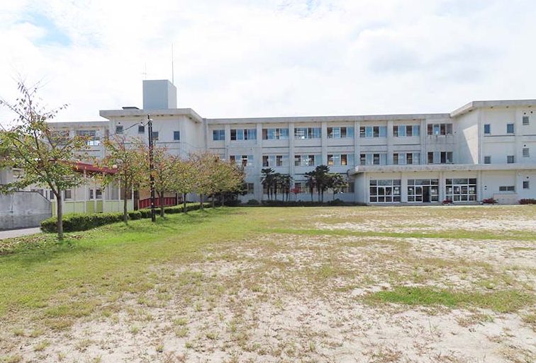 名張市立すずらん台小学校