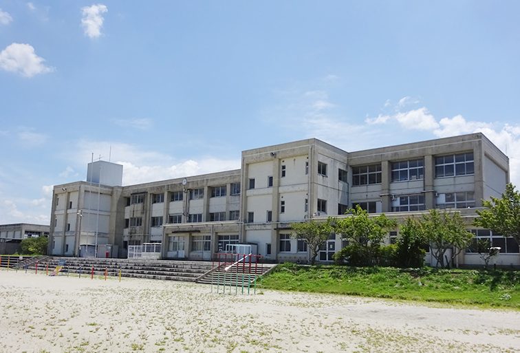 名張市立梅が丘小学校