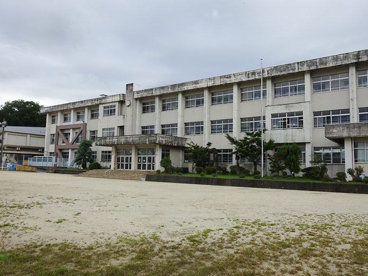 名張市立箕曲小学校