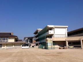 呉市立白岳小学校