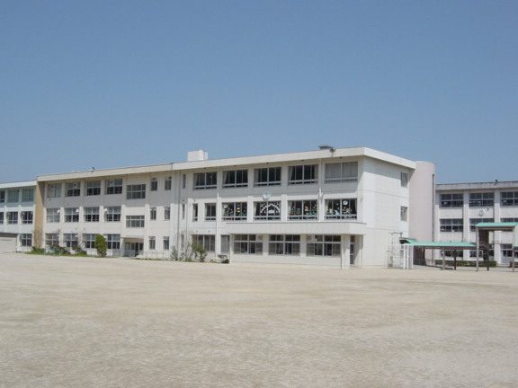 四日市市立常磐西小学校