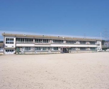 大津町立大津東小学校