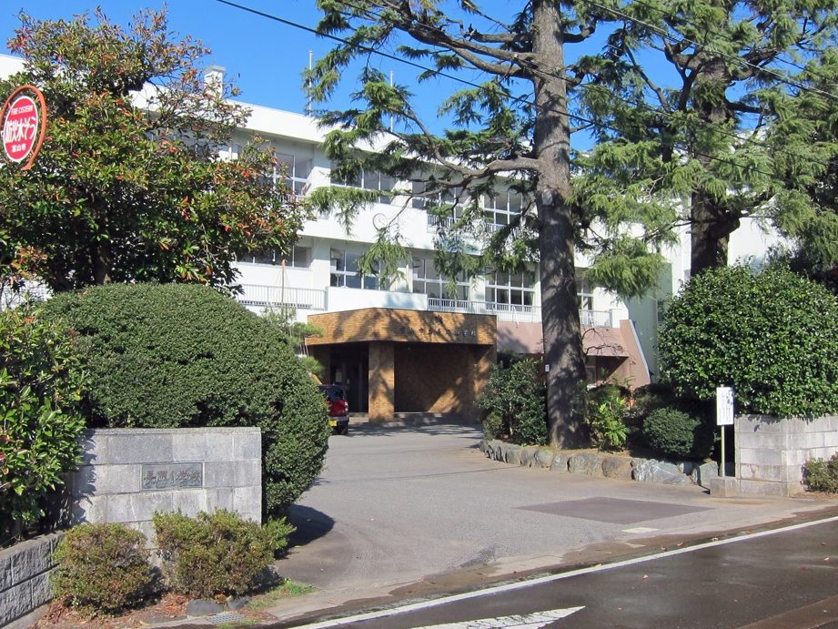 富山市立長岡小学校