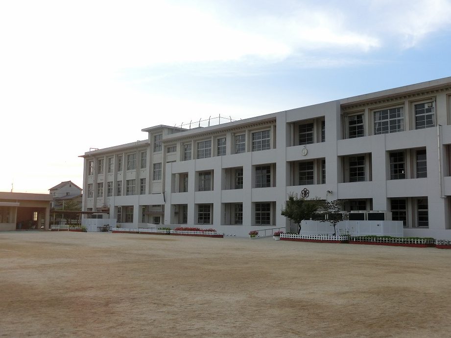 尼崎市立長洲小学校