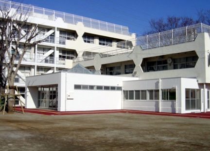 府中市立本宿小学校
