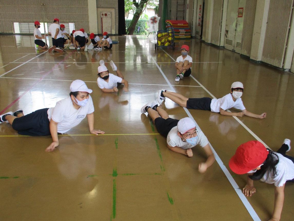 座間市立座間小学校