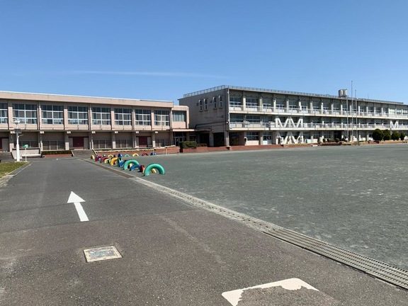 弥富市立弥生小学校
