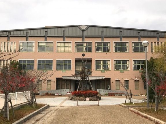 彦根市立城陽小学校