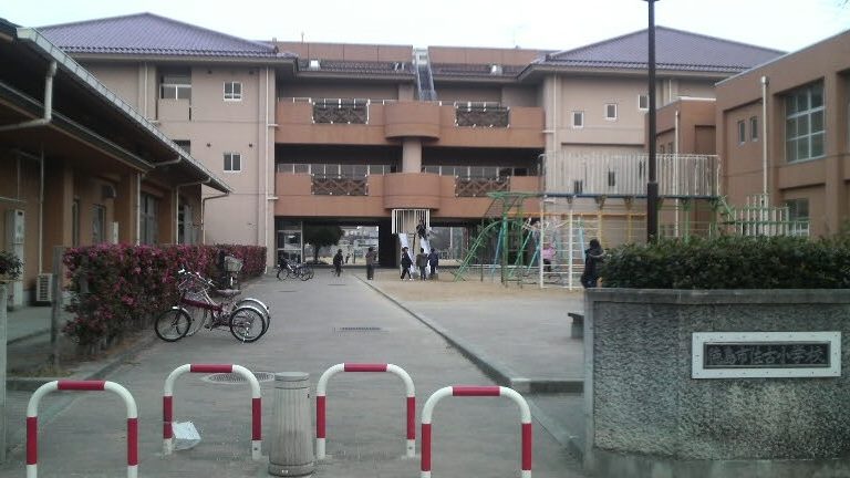 徳島市佐古小学校