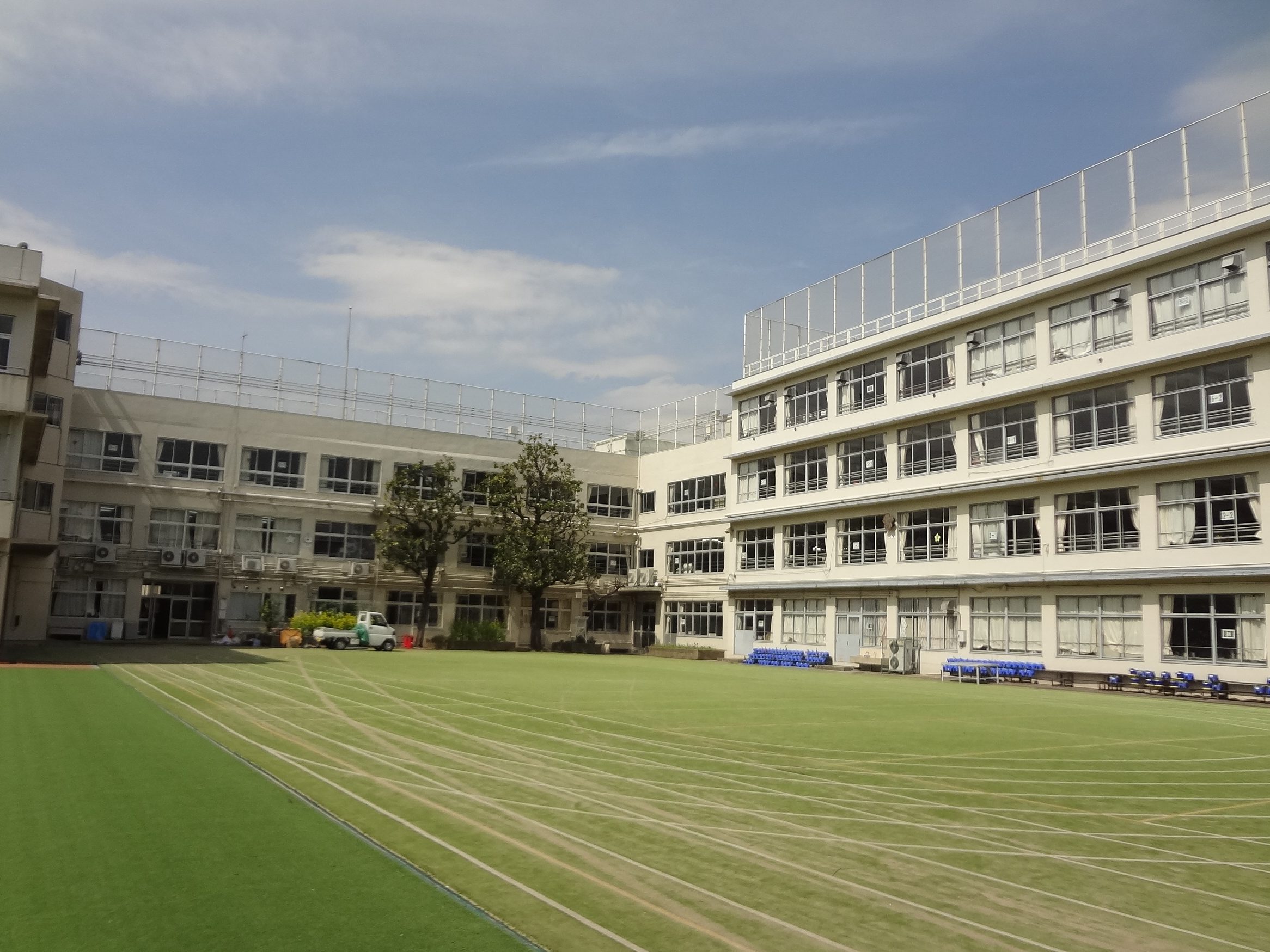 文京区立林町小学校