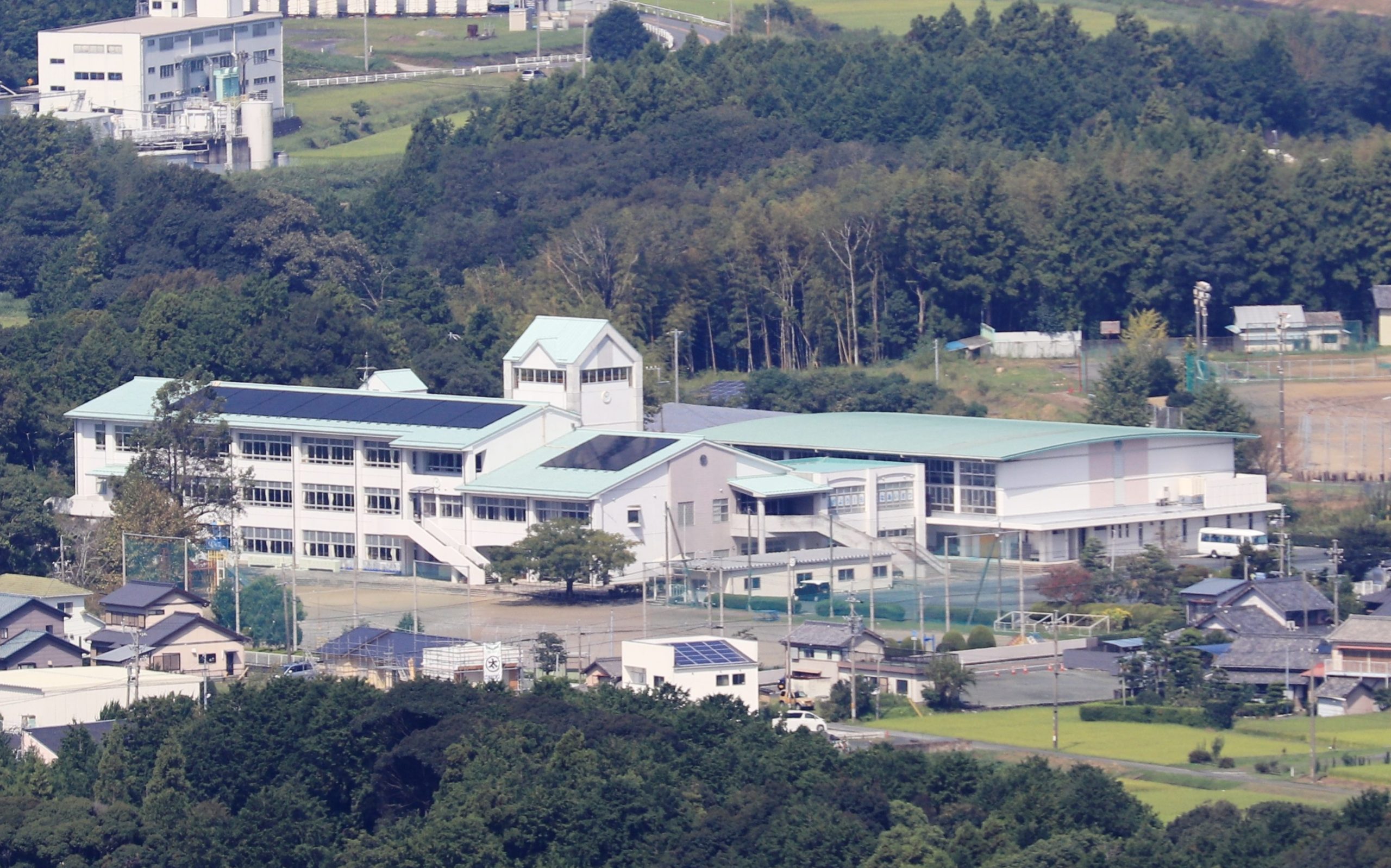 新城市立八名小学校