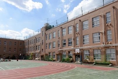 新宿区立早稲田小学校