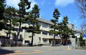 新潟市立内野小学校