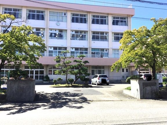 新潟市立桜が丘小学校