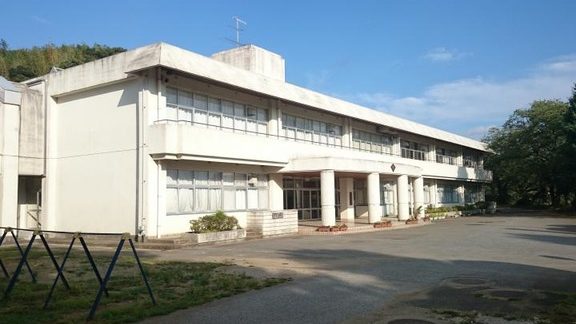 木更津市立鎌足小学校