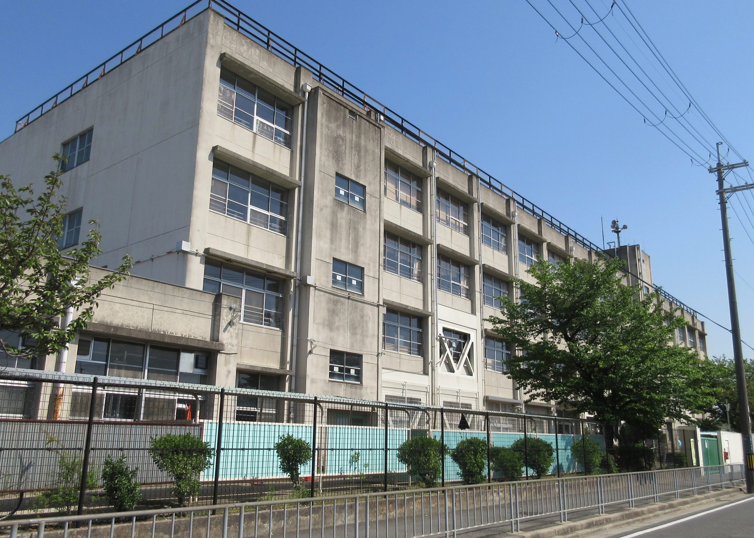 東大阪市立加納小学校
