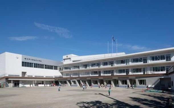 松江小学校