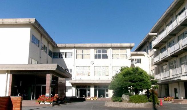 松江市立川津小学校