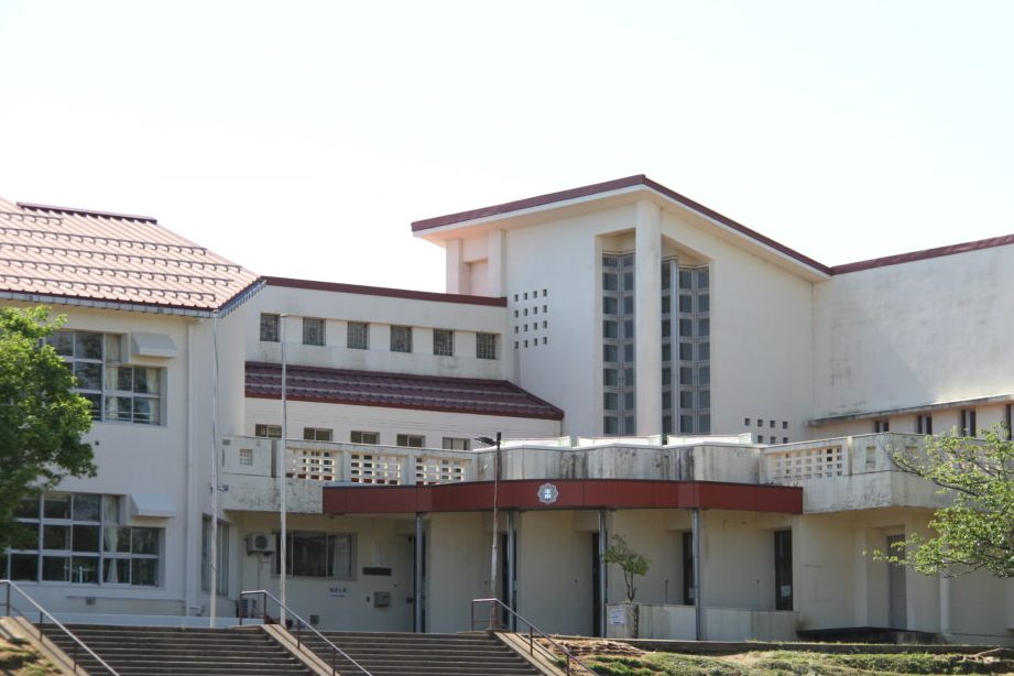 柏崎市立半田小学校