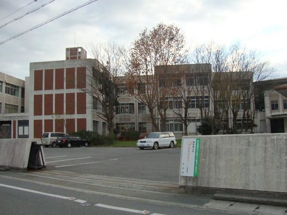 栗東市立葉山中学校