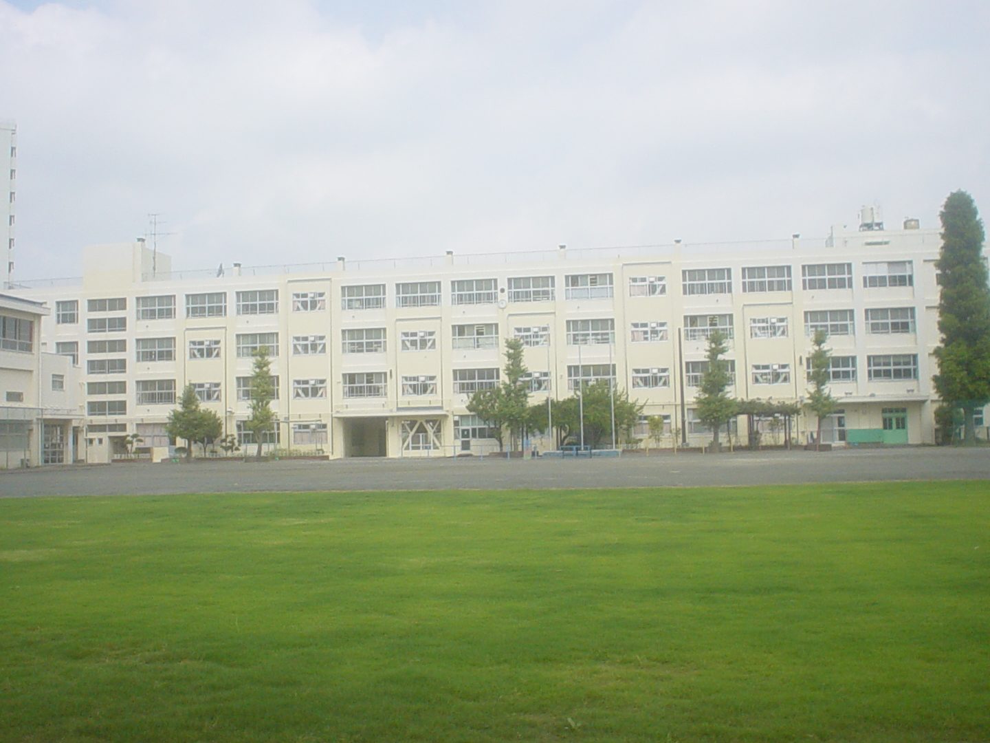 横浜市立飯田北いちょう小学校