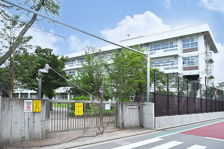 武蔵野市立第三小学校
