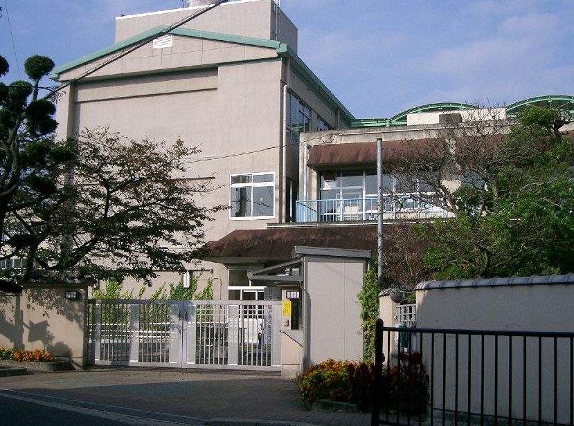 河内長野市立高向小学校