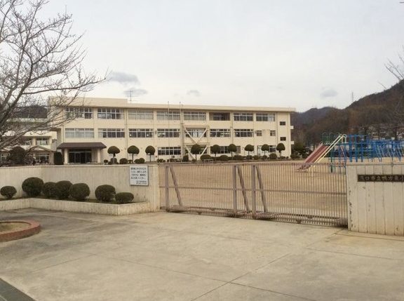 浅口市立鴨方東小学校