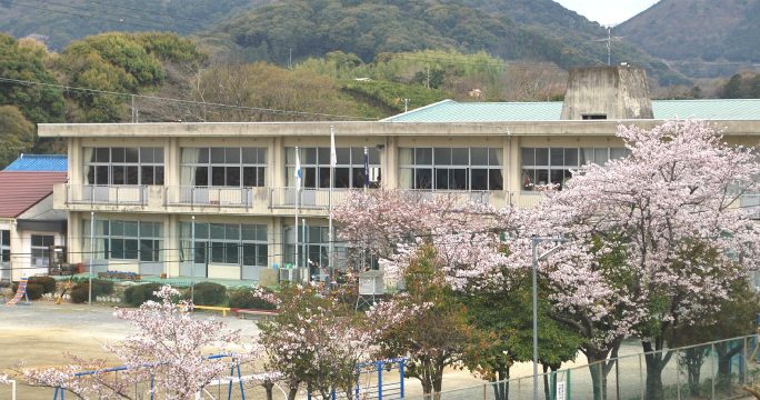 浜松市立平山小学校