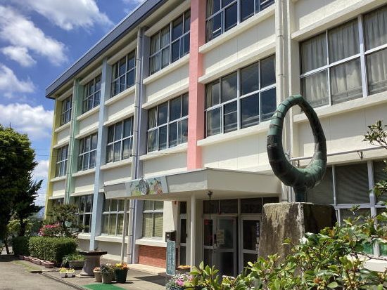 海老名市立柏ケ谷小学校