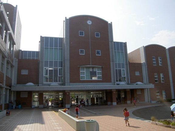 焼津市立東益津小学校