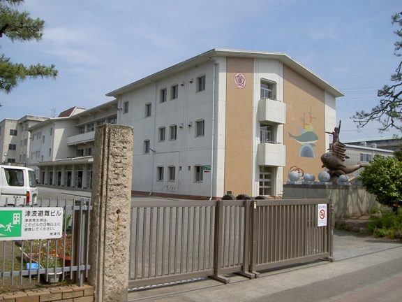 焼津市立焼津東小学校
