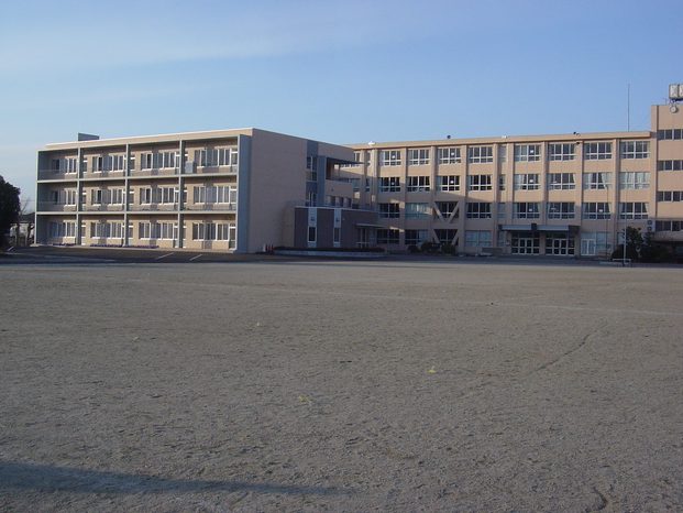 犬山市立楽田小学校