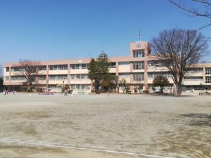 甲府市立湯田小学校