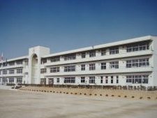 甲斐市立竜王西小学校