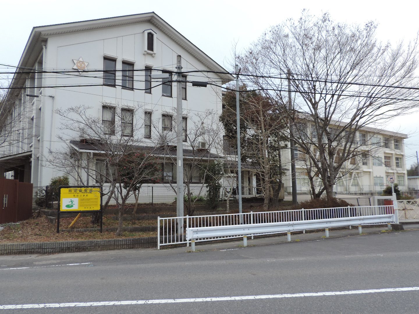 甲賀市立伴谷小学校