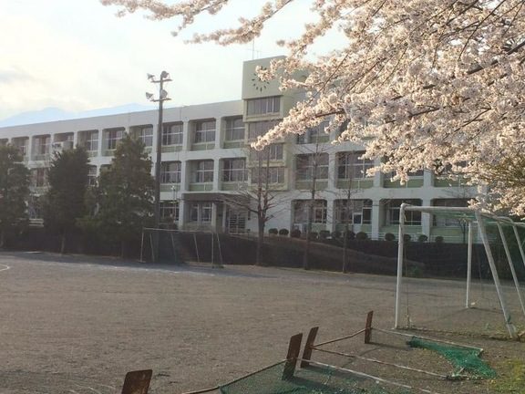 白糸小学校