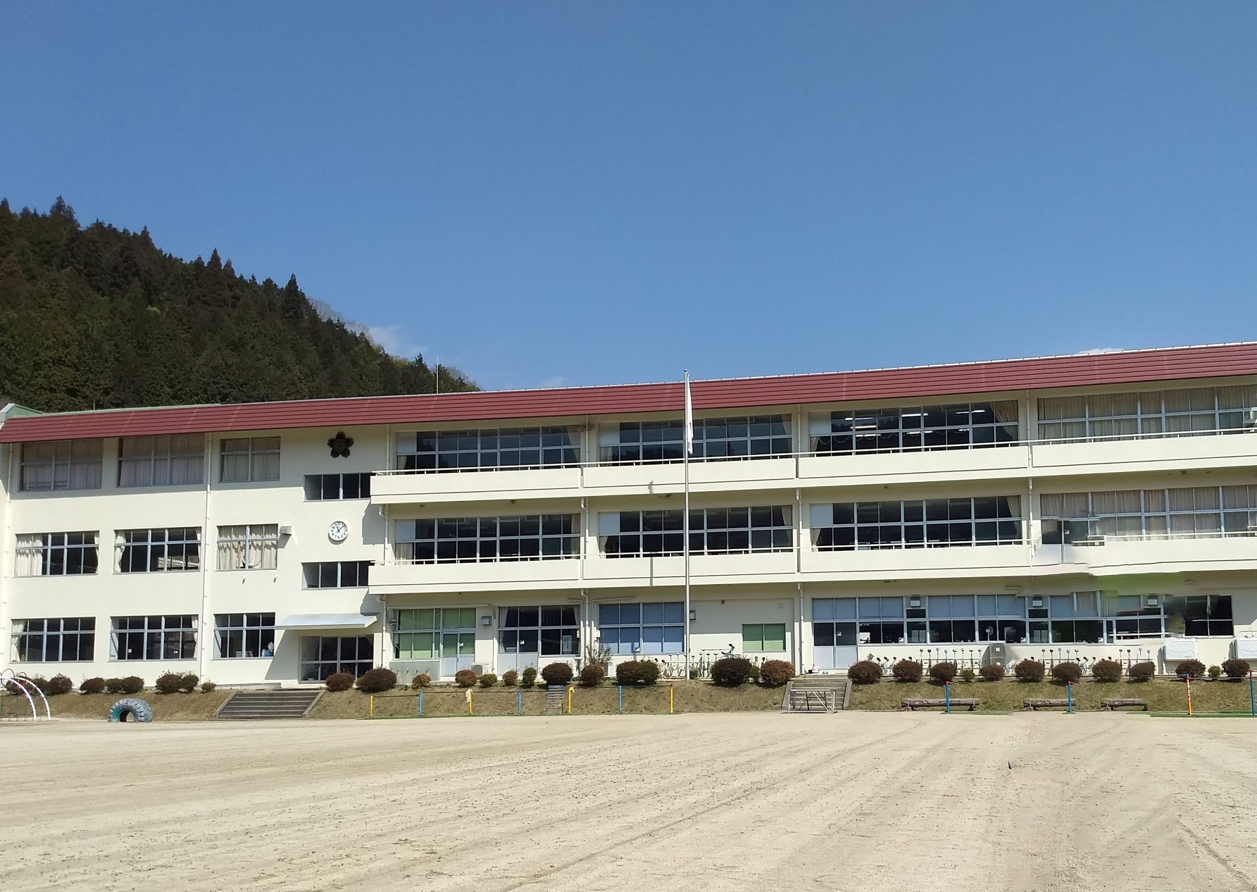 真庭市立富原小学校