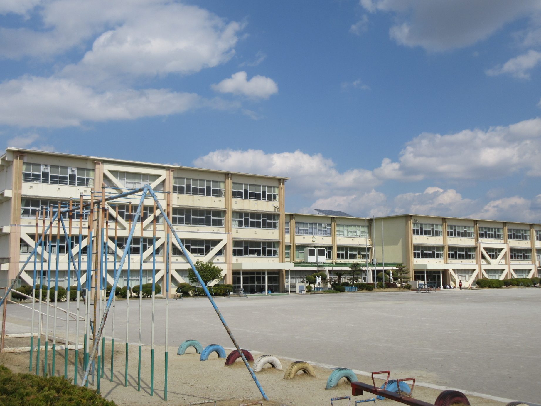 知立市立知立東小学校
