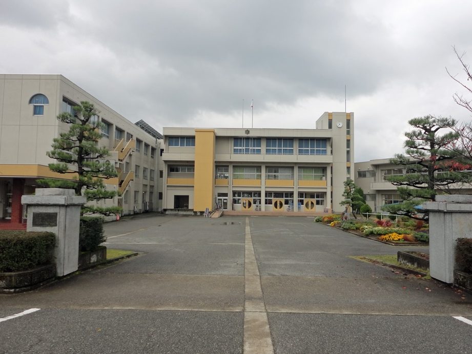 砺波市立庄東小学校